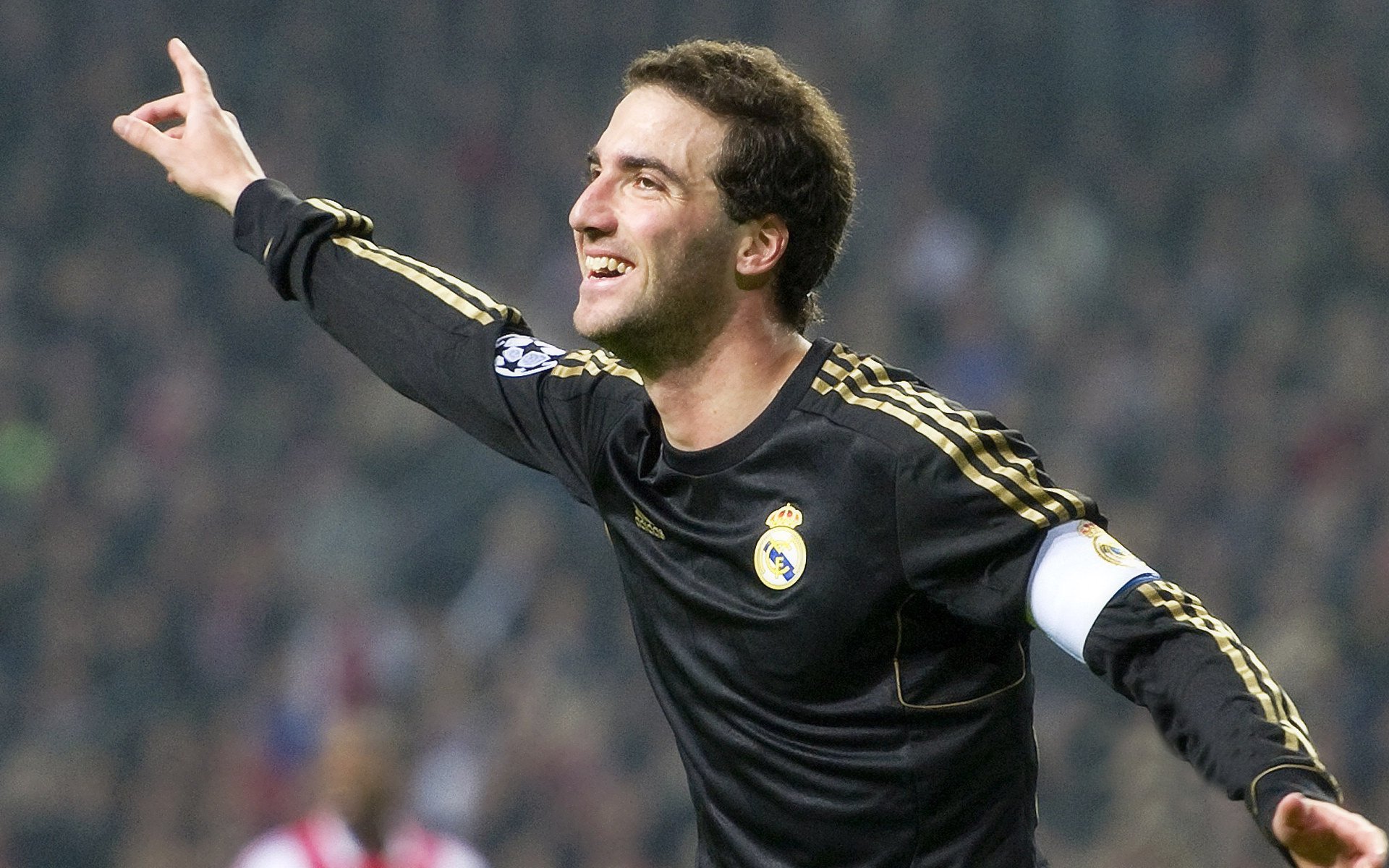 突尼斯男篮在非洲锦标赛中继续冲击最高奖牌